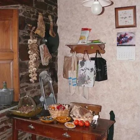 Homestay Casa Do Catalan - Casa Completa - Navia de Suarna